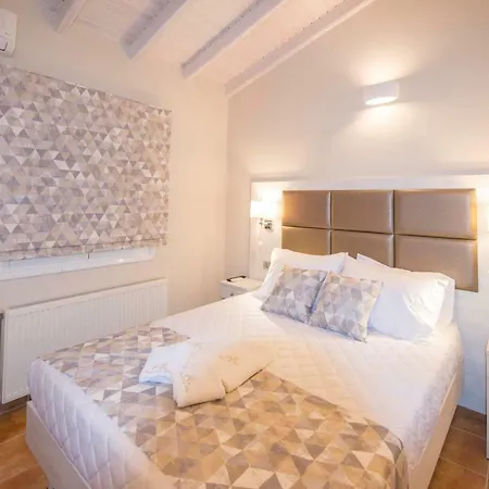 Ninos Corfu Villa Poulades