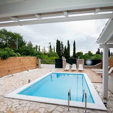 Ninos Corfu *