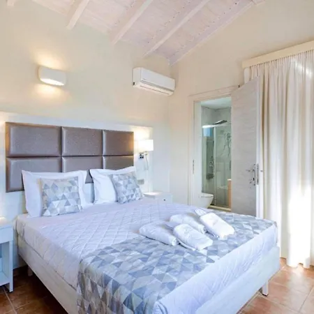 Ninos Corfu Villa Poulades