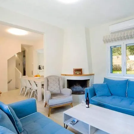 Ninos Corfu Villa *