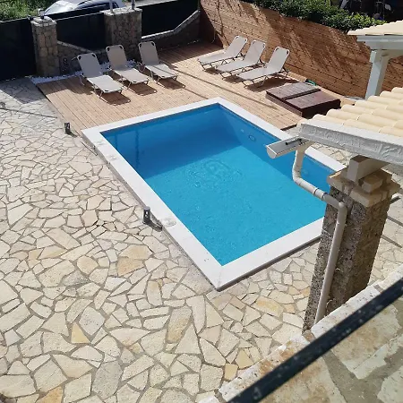 Vila Ninos Corfu *